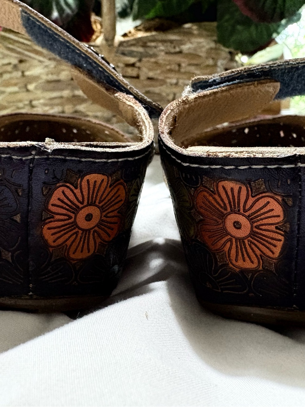 L'Artiste Spring Step Women’s Sandals Size 35 (US 5) “Spikey Blum” Floral Wedge - Picture 4 of 12